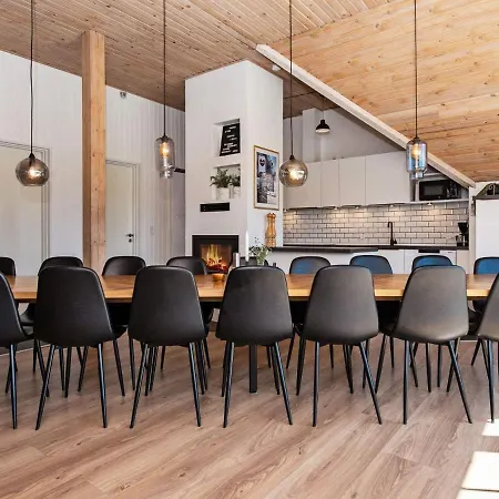 Ferienhaus Nine-bedroom In Fano *